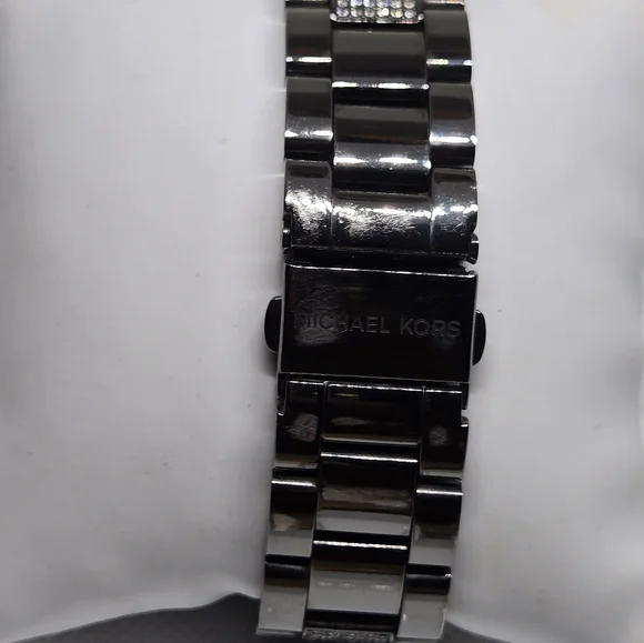 Michael Kors Everest Chronograph Watch - Picture 9 of 15